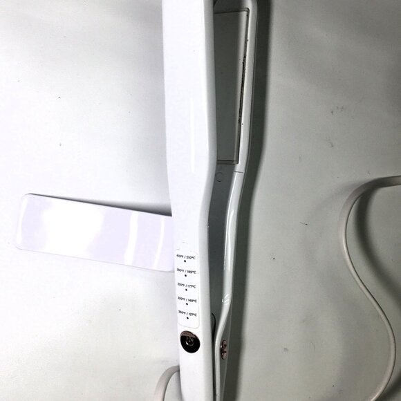 🛑 T3 Professional ➕🆒 FLAT IRON Compact STRAIGHTNER Styling Smooth 💸BUY NOW‼️ - Picture 15 of 16